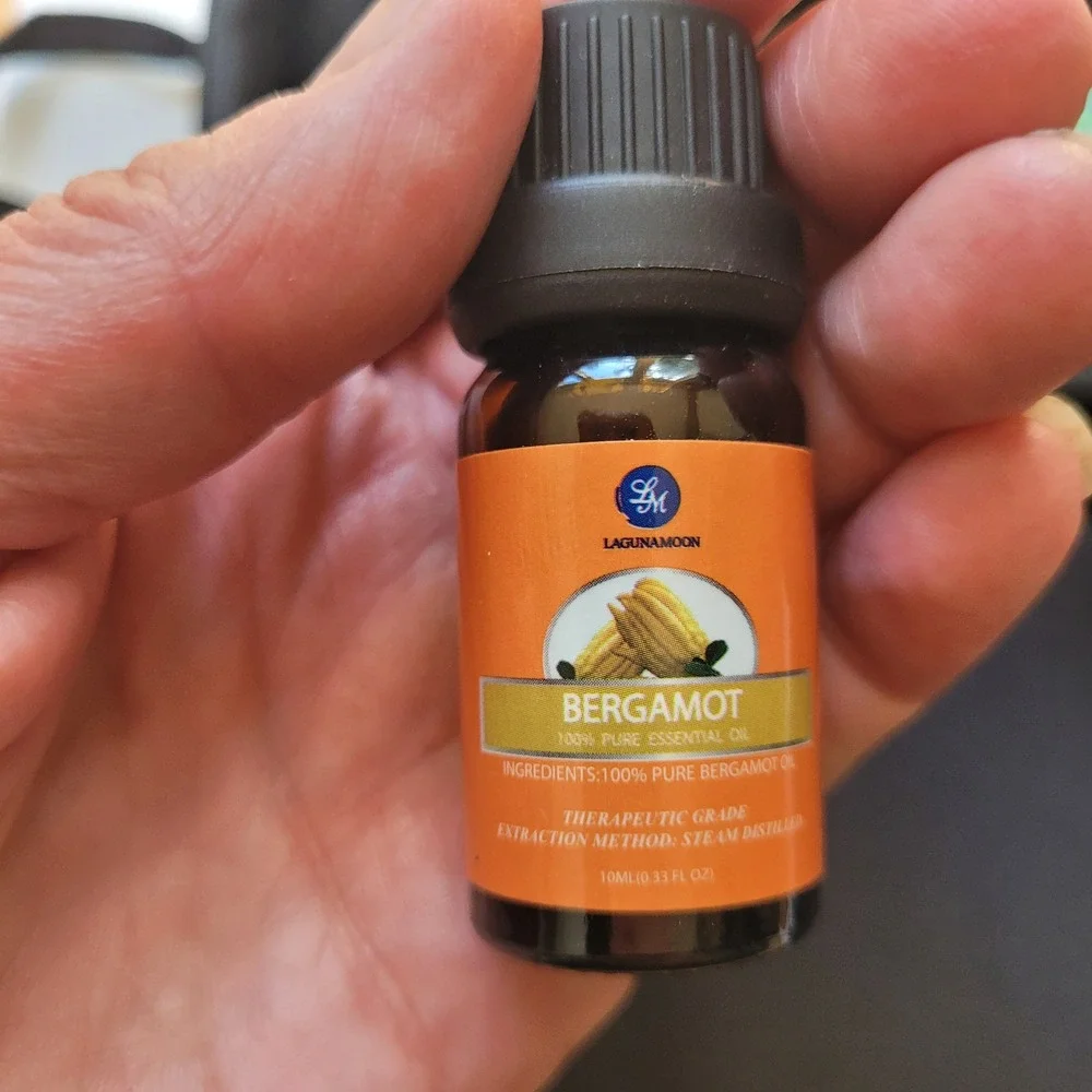 Lagunamoon Essential Oils 16 Lot Therapeutic Grade 10ml Case‎